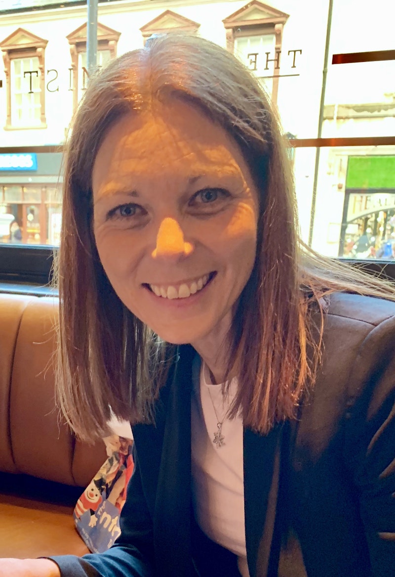 Suzanne Thomas  LLB (Hons) 