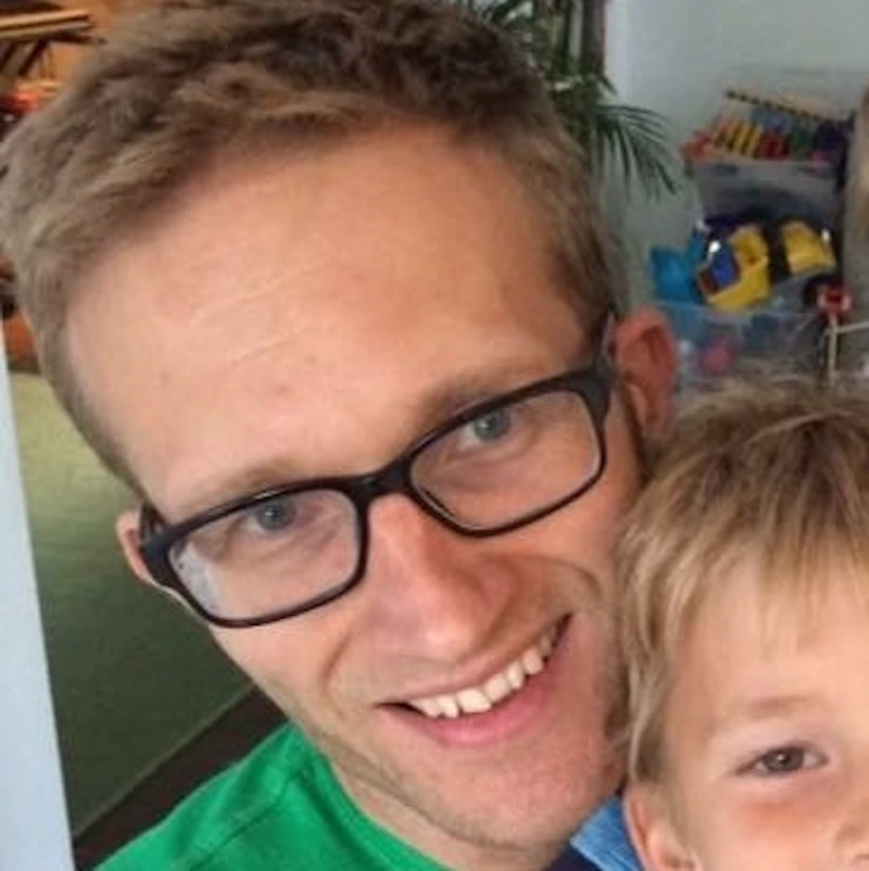 Picture of Christopher Hurt