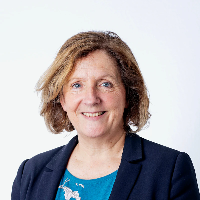 Picture of Nicola Phillips