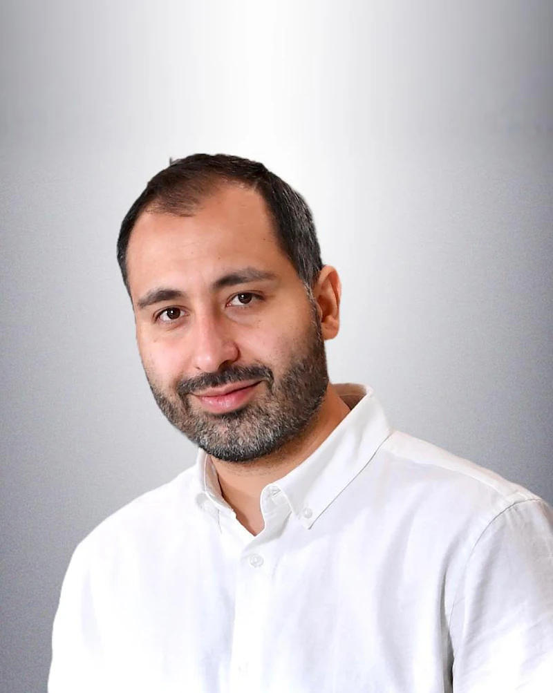 Picture of Mehdi Chougan