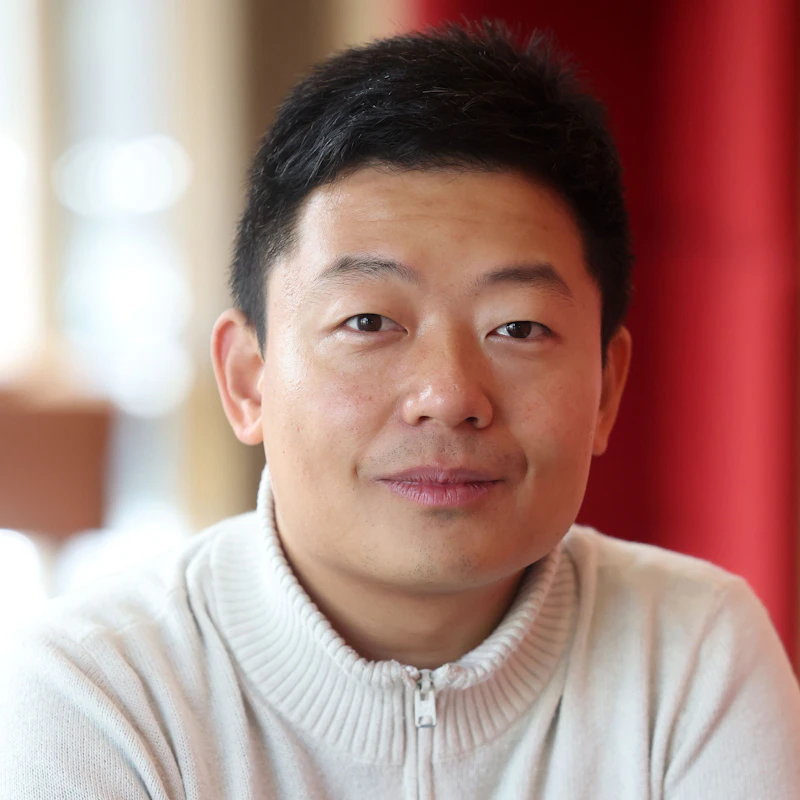 Picture of Fulong Yao