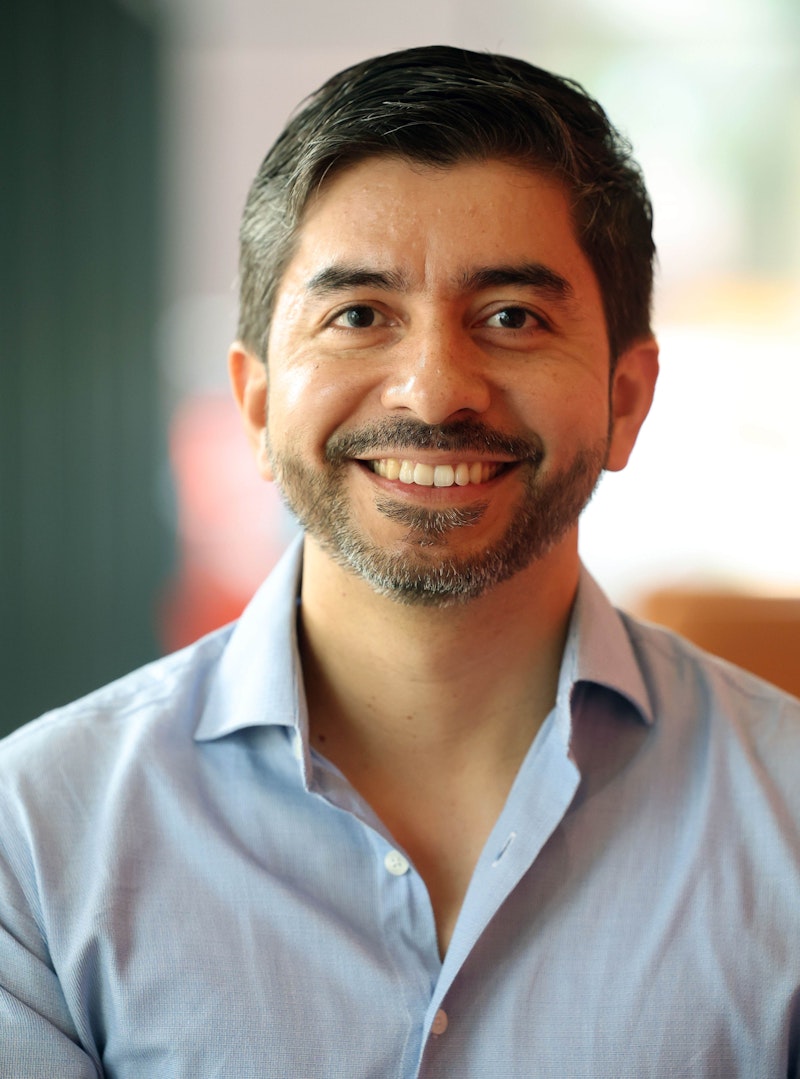 Victor Romero Cano  SMIEEE