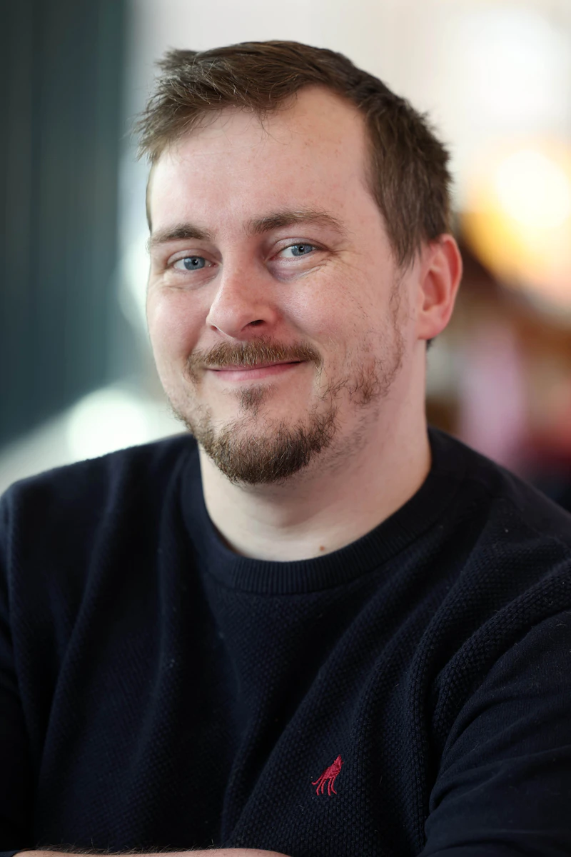 Picture of Darren Scott